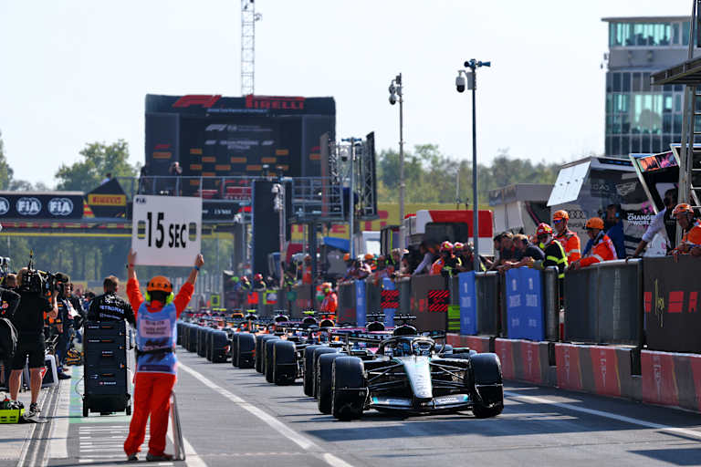 Nach einem Unfall wurde der GP in Monza unterbrochen. Es gab einen Neustart
