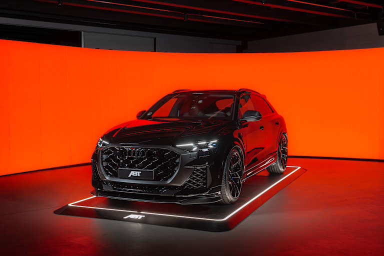 Bis zu 760 PS treiben den neuen Abt RSQ8-S an