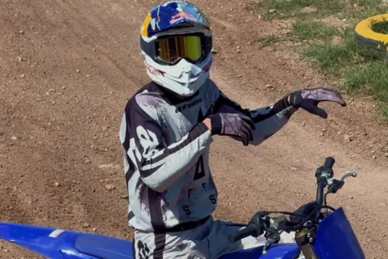 Toprak Razgatlioglu beim Motocross-Training