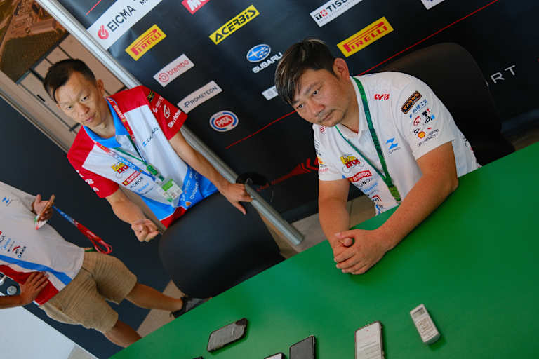 Zhang Xue (ZX Moto) stattete der Superbike-WM in Cremona einen Besuch ab