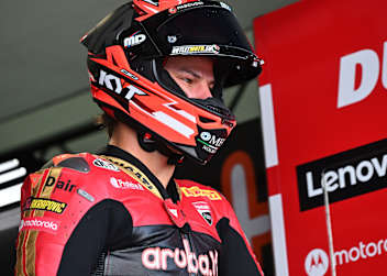 Nicolo Bulega zog gegen die Biene den Kürzeren