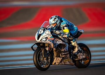 Voller Fokus: Marcel Schrötter auf der BMW von ERC Endurance