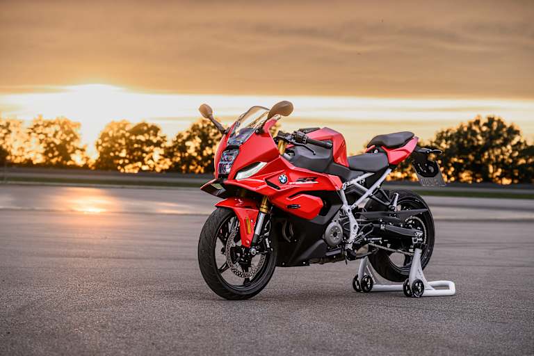 Die neue BMW F 450 RR
