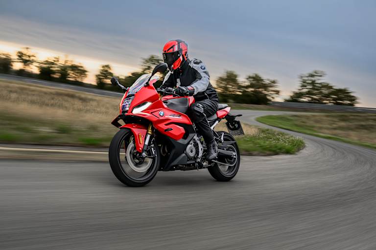 Die neue BMW F 450 RR