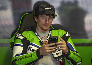 Garrett Gerloff: Beim Superbike-Test mehr am Handy als auf der Kawasaki