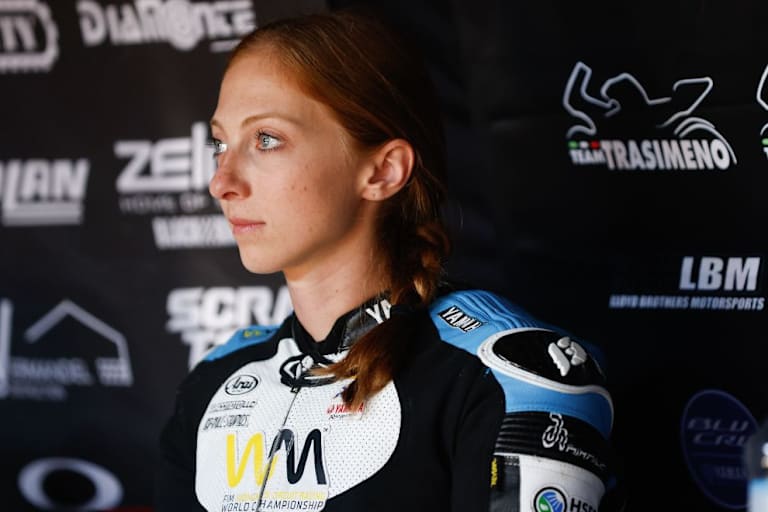 Sonya Lloyd (23): Über Fußball und Cheerleading in die WorldWCR