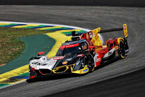 Der BMW M Hybrid V8 in Interlagos