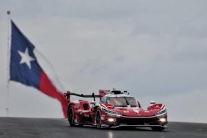 Der Toyota TR010 Hybrid auf der Strecke in Austin