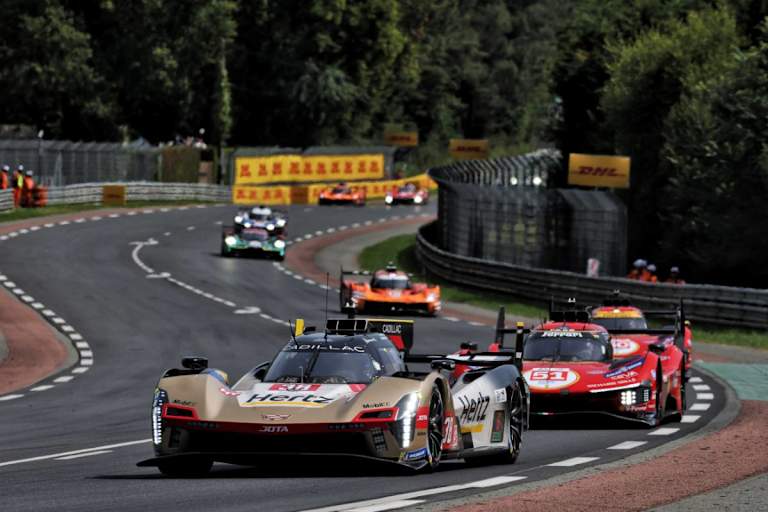Der Cadillac V-Series.R in Le Mans
