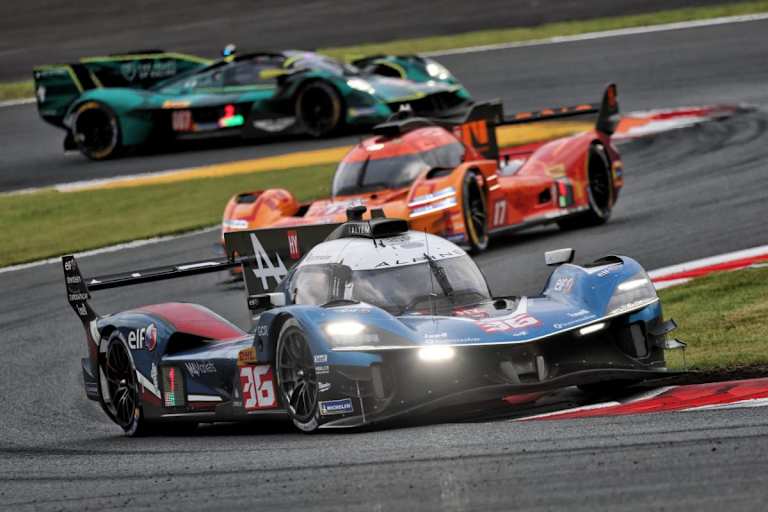 Der Alpine A424 in Fuji