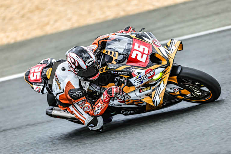 Stark: Team Etoile behauptete sich mit der Stock-BMW in den Top-10