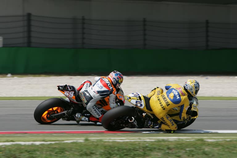 Assen 2006: Colin Edwards im Kampf mit Nicky Hayden