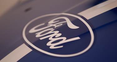 Der berühmte Ford-Schriftzug