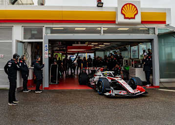 Ollie Bearman rückte auf der Ferrari-Hausstrecke in Fiorano im VF-26 aus