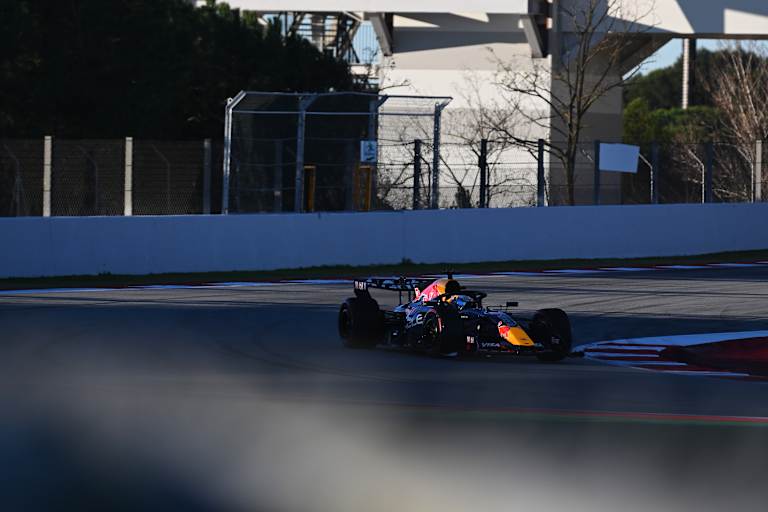 Max Verstappen drehte am letzten Barcelona-Testtag 118 Runden im RB22