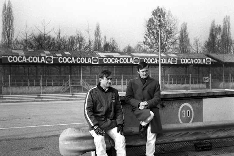 Die Ferrari-Werkspiloten Chris Amon und Jonathan Williams 1967