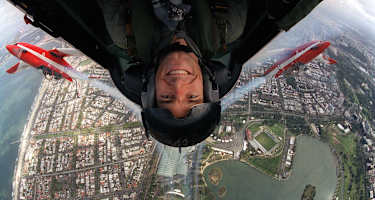 Mark Webber 2002 auf Höhenflug