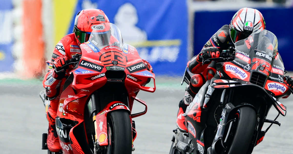 Nationalstolz-oder-der-Aprilia-Ducati-MotoGP-Wettkampf-in-Italien