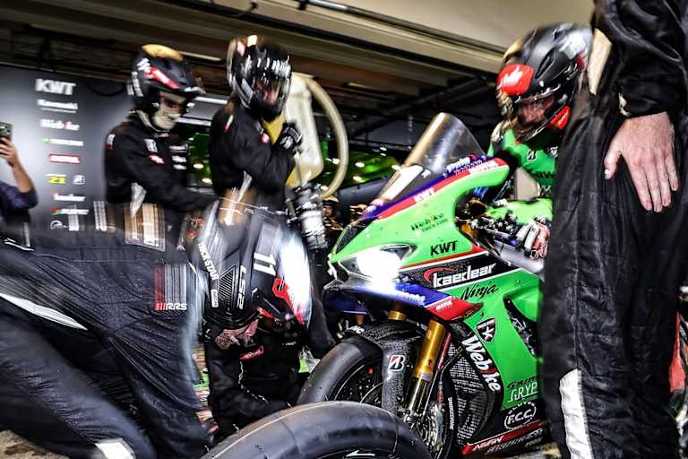 Kawasaki Webike Trickstar verlor durch ein Elektronikproblem viel Zeit