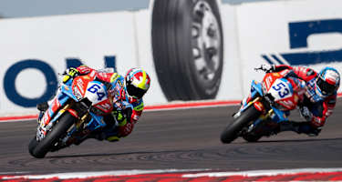 Die ZX-Moto-Piloten Federico Caricasulo und Valentin Debise (v.l.)