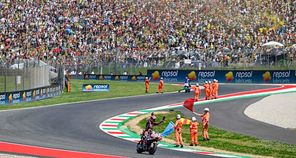 Auch Pecco Bagnaia wurde in Mugello gefeiert
