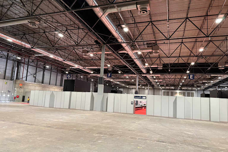 Der Medienbereich verliert sich in Halle 5