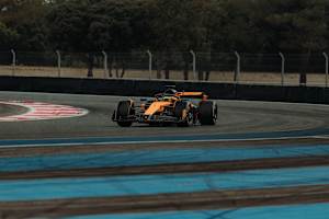 Leo Fornaroli durfte in Le Castellet Erfahrungskilometer im MCL39 sammeln