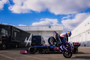 MotoGP trifft F1: Die Pramac-Piloten besuchten das Alpine-Werk in Enstone