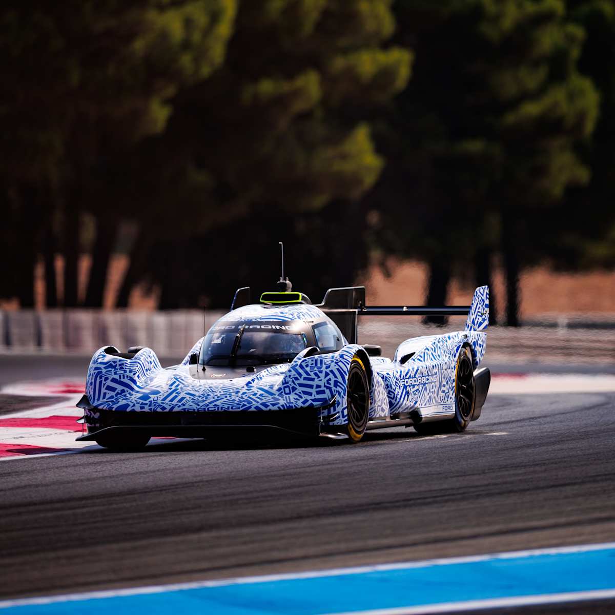The Detroit Displacement: Ford Targets Le Mans With an Atmospheric Coyote V8 — Debuts