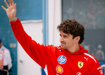 Charles Leclerc wird noch lange für Ferrari an den Start gehen