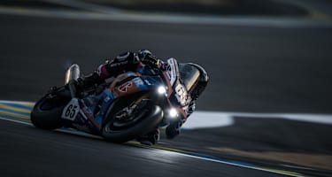 Lennox Lehmann auf der Yamaha R1 von Motobox Kremer