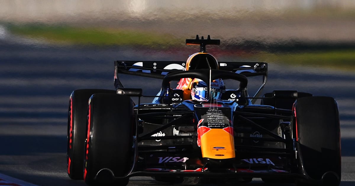 Barcelona-Leclerc-Ferrari-1-Audi-Aston-Martin-hinten-Verstappen-solide