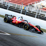 Charles Leclerc durfte in Barcelona als Erster im Ferrari SF-26 ausrücken