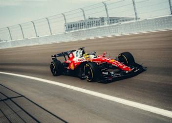 Lewis Hamilton in der Monumental
