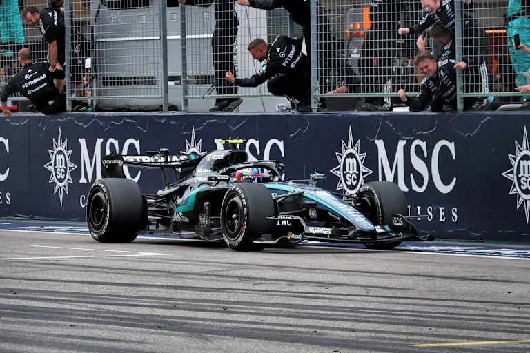 Kimi Antonelli lässt sich feiern