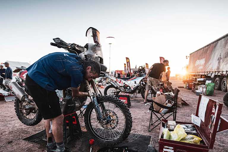 Die wahren Helden der Dakar: 7900 km durch die Einöde ohne Hilfe
