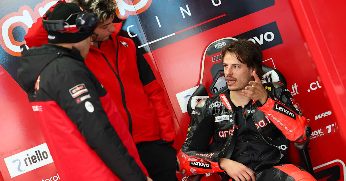 Nicolo-Bulega-akzeptiert-seinen-Ducati-Status-und-kennt-die-Verantwortung