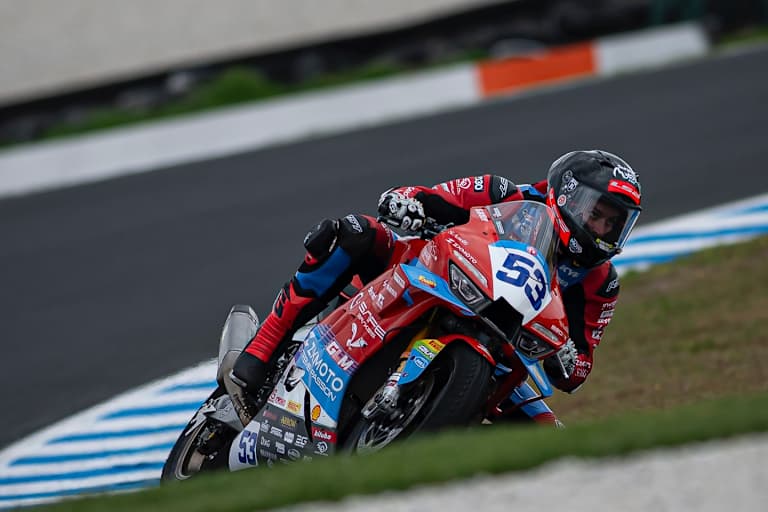 Valentin Debise auf der neuen ZX Moto