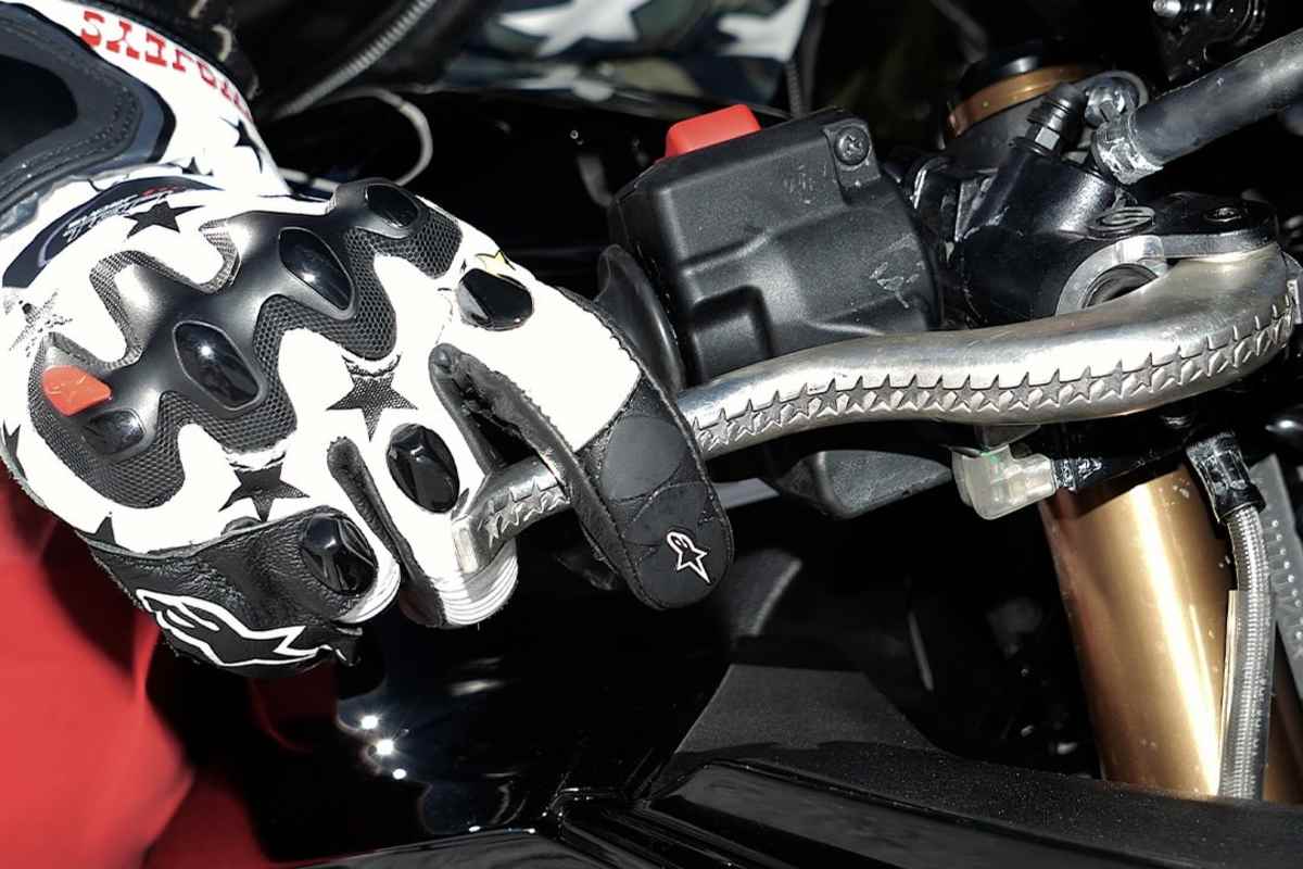 MotoGP-Star Fabio Quartararo hat die coolste Yamaha R9