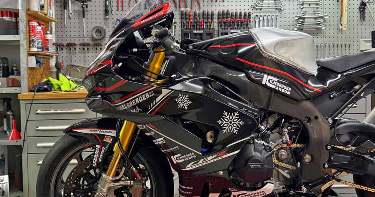 IDM-News-Flat-Track-Weihnachts-Outfit-und-Damen-Wahl