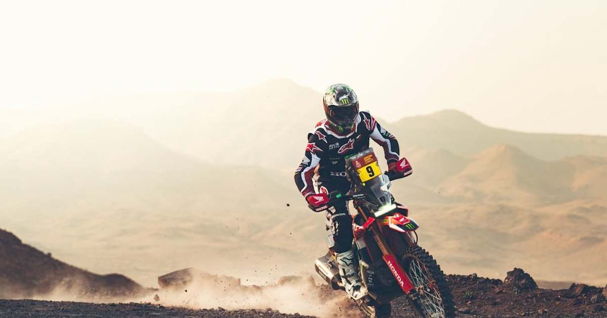 Nach-Dreifachsieg-auf-Etappe-4-Zwei-von-drei-Honda-Stars-mit-Reifensorgen