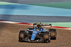 Carlos Sainz mit seinem Williams für die neue Saison