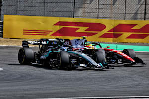 Russell holte sich den Sprint-Sieg auf dem Shanghai International Circuit