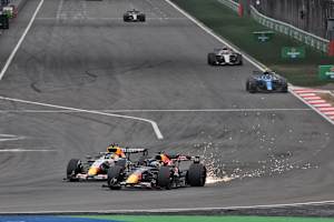 Vor seinem Ausfall zeigte Max Verstappen starke Zweikämpfe