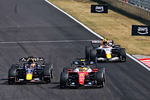 Max Verstappen attackiert Lewis Hamilton