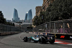 George Russell mit seinem Mercedes