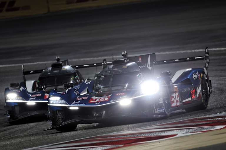 Die beiden Alpine A424