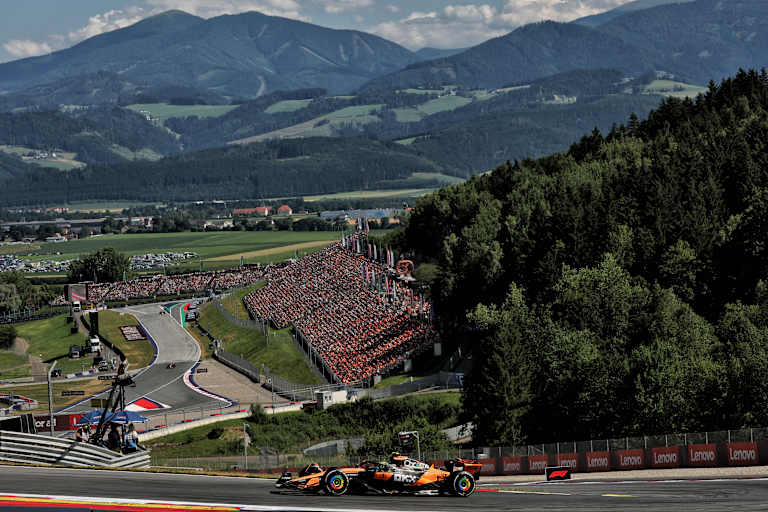 Der Red Bull Ring in Spielberg. Im Vordergrund: 2025er-Weltmeister Norris