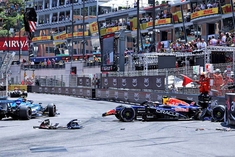Isack Hadjar sorgte im FP1 in Monaco für eine Zwangspause