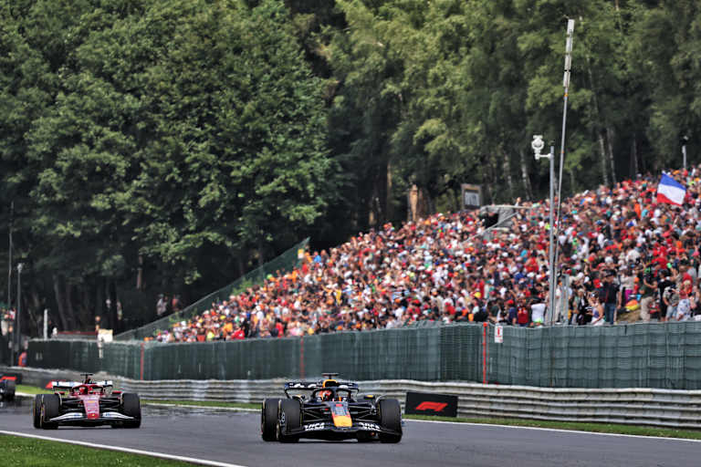 Max Verstappen im Vorjahr im Sprint vor seinen Fans